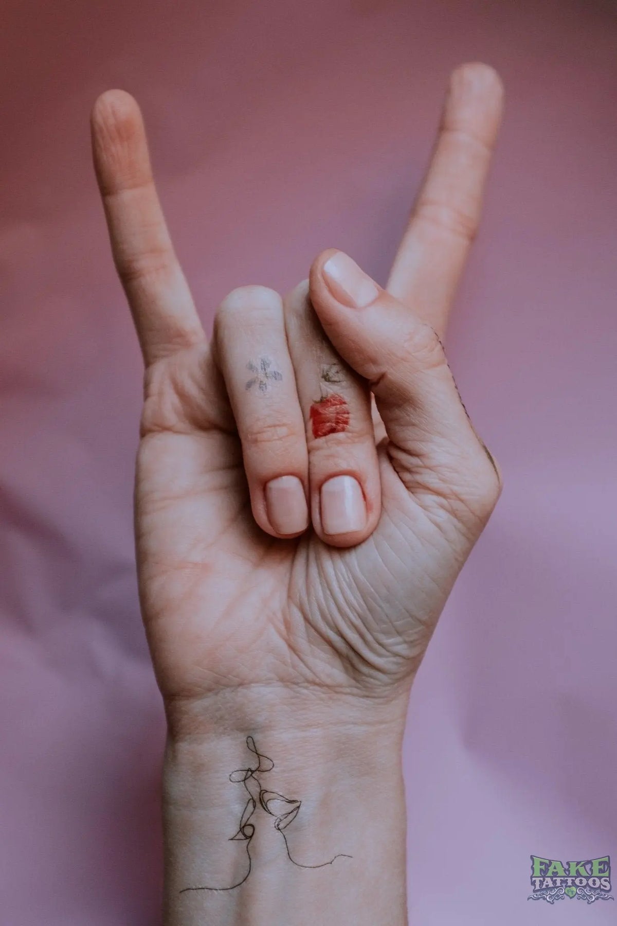 Temporary Tattoos  A brief Guide - FAKE TATTOOS
