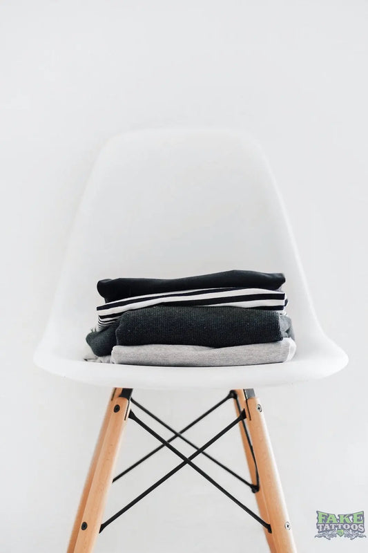 Temporary Tattoos and Fashion: How to Incorporate Them into Your Outfits